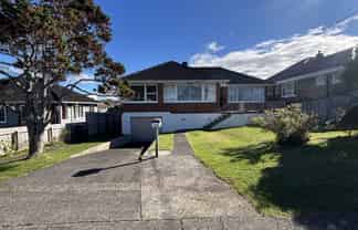 454 Old Te Atatu Road, Te Atatu Peninsula