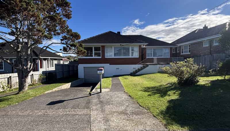 454 Old Te Atatu Road, Te Atatu Peninsula