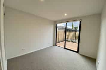 8/23 Euston Street, Riccarton