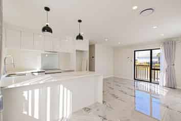 21 Murray Road, Otara