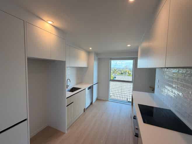 10/9 Aeroview Drive, Beach Haven