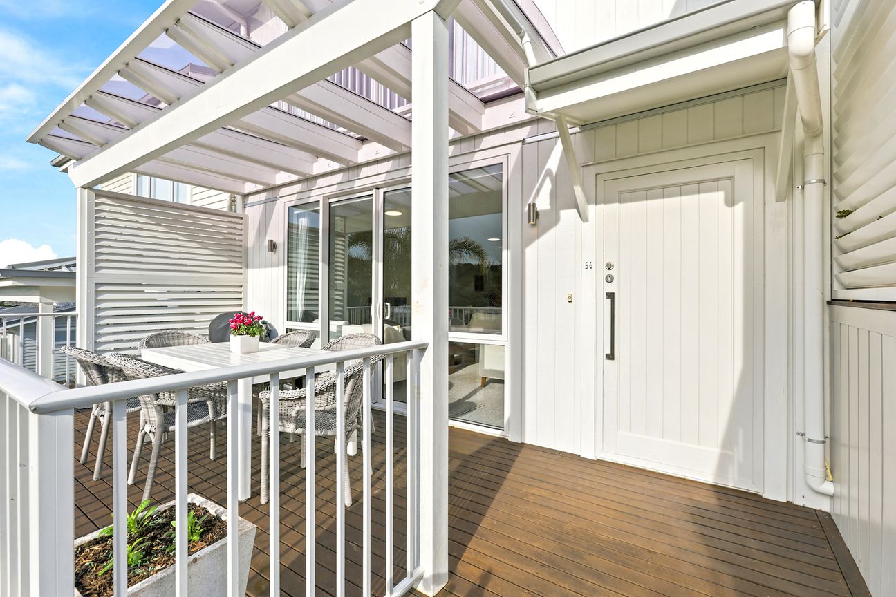NORTHERN SUN AND SEA VIEWS – pohled 4
