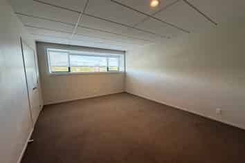 Tidy Kumeu Office Space Available