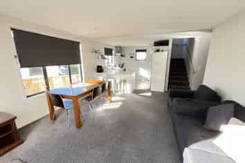 Flat A, Rm/80 Manor Place, Dunedin Central