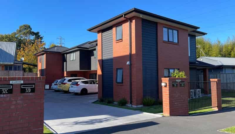 32 Southsea Crescent, Silverdale