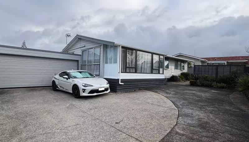 8A Anna Watson Road, Half Moon Bay