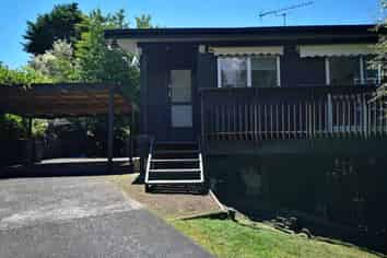 73A Ayton Drive, Totara Vale