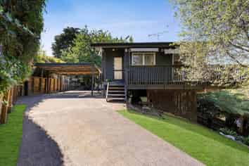 73A Ayton Drive, Totara Vale