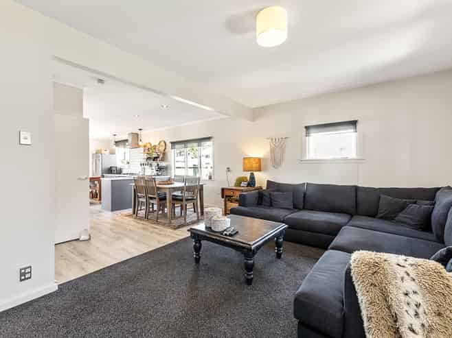 27 Lakings Road, Springlands