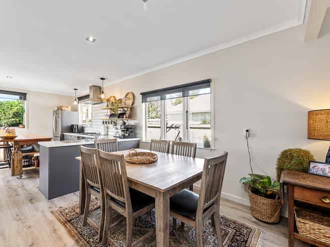 27 Lakings Road, Springlands
