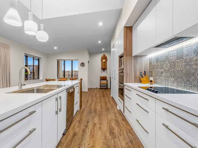 11 Claremont Crescent, Amberley