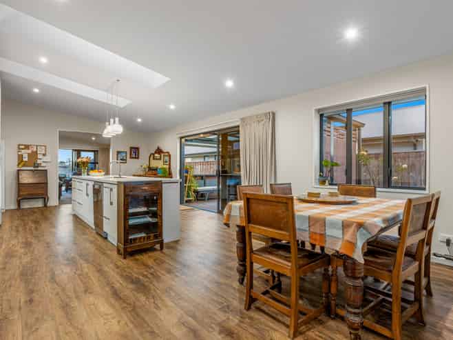 11 Claremont Crescent, Amberley