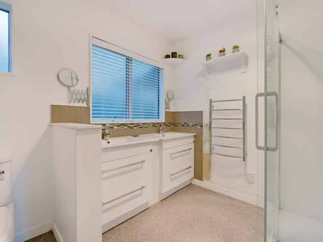 1/179 Princes Drive, Britannia Heights