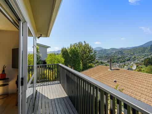 1/179 Princes Drive, Britannia Heights