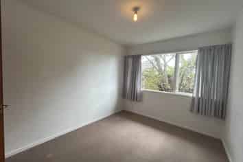 2/4 College Road, Saint Johns