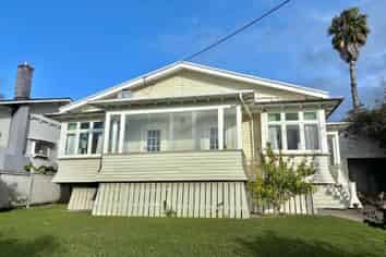 23 Calliope Road, Devonport