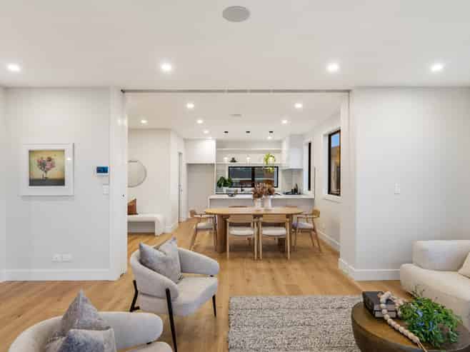 2/2 Valonia Street, Mount Roskill