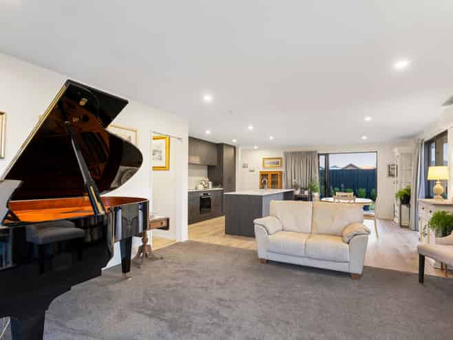 8 Hanmer Crescent, Rangiora