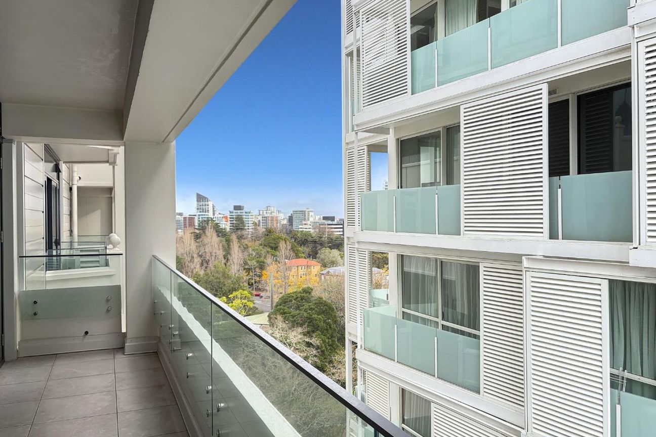 Newly Renovated ** The Connaught** - Bild 5