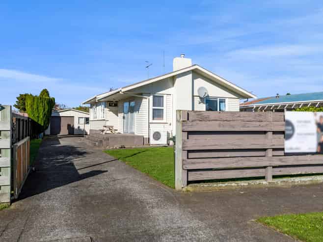 14 Koromiko Avenue, Hawera