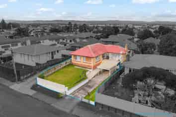 61 Halver Road, Hillpark
