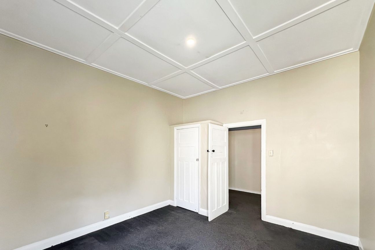 Spacious Unit in Prime Eden Terrace Location - Mai multe