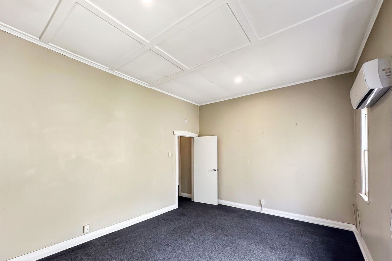 Spacious Unit in Prime Eden Terrace Location - Vedere 4