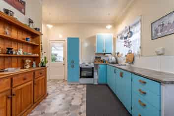 20 Maddren Street, Winchester
