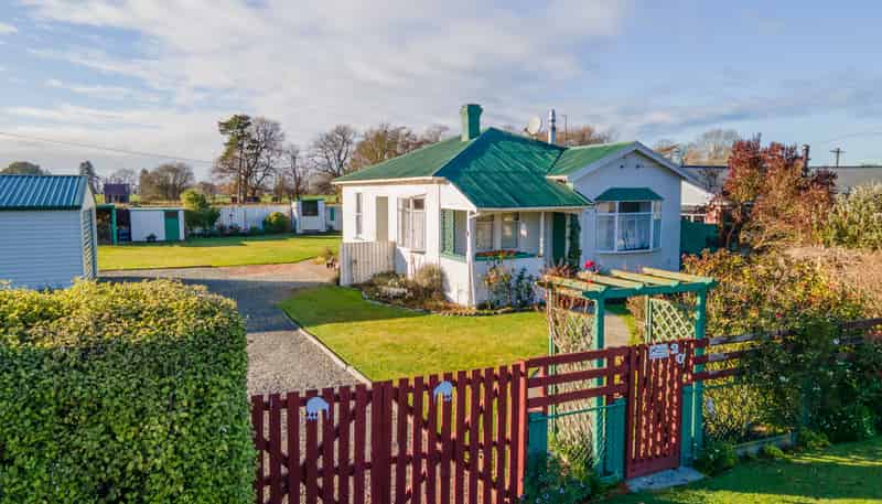 20 Maddren Street, Winchester