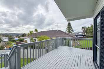 12 Clearview Heights, Ranui