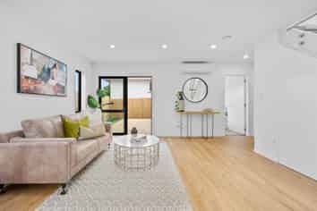 25B Rosamund Avenue, New Windsor
