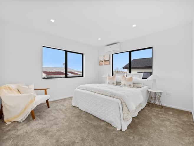 25C Rosamund Avenue, New Windsor