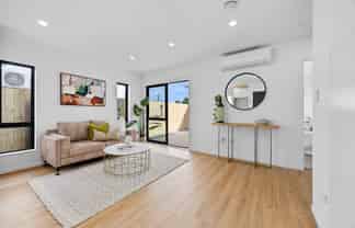 25D Rosamund Avenue, New Windsor