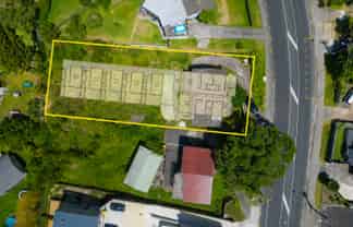 305 Don Buck Road, Massey