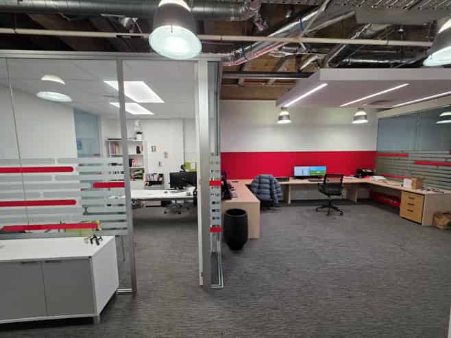 GROUND FLOOR OFFICE/SHOWROOM WITH PARKING
