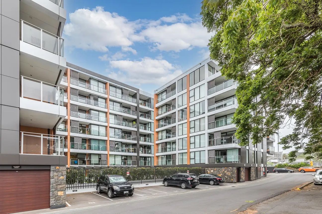 Modern two bedroom apartment with carpark - Widok 2
