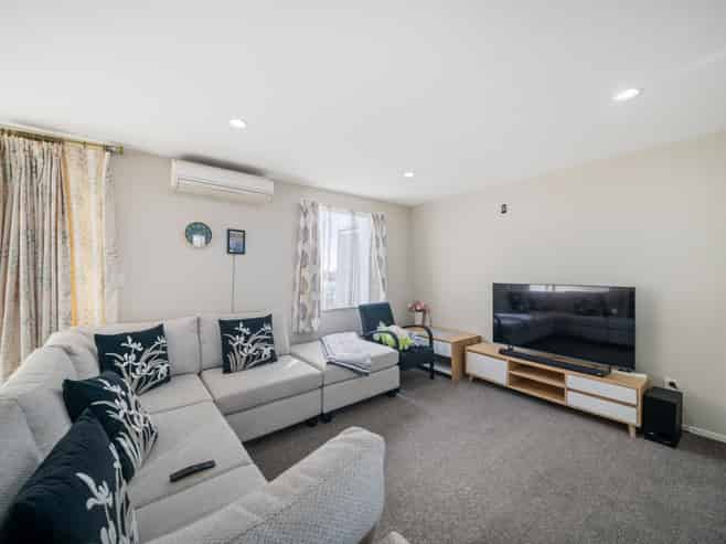 14/6 Islington Avenue, New Lynn