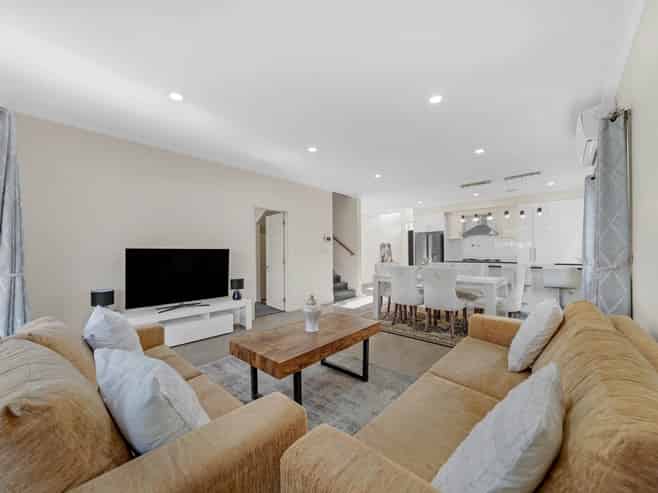 135 Flat Bush School Road, Flat Bush