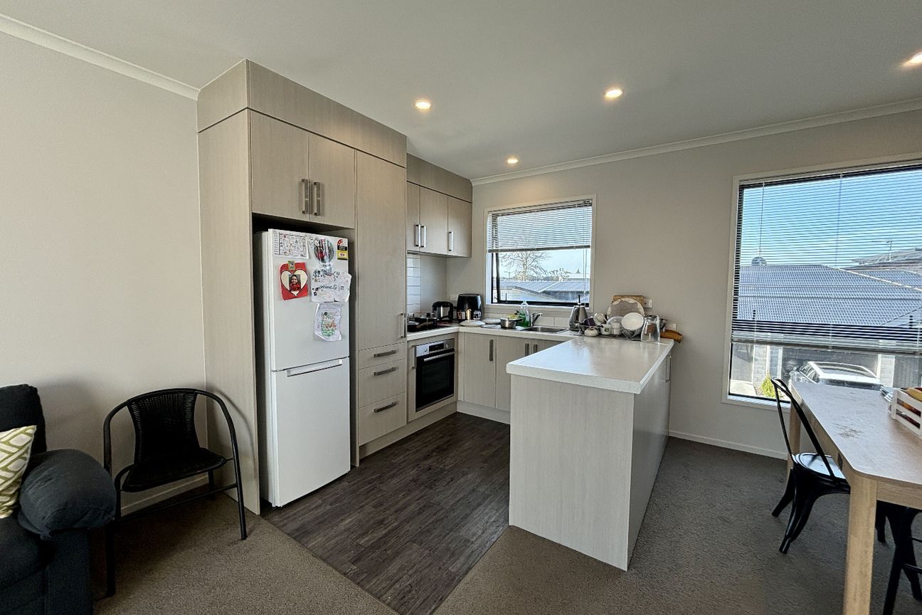 Modern Town House - View 2