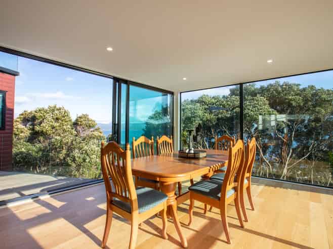 10 Satchell Way, Kaiwharawhara