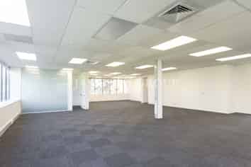 PRIME PENROSE OFFICE WITH EXCEPTIONAL PARKING