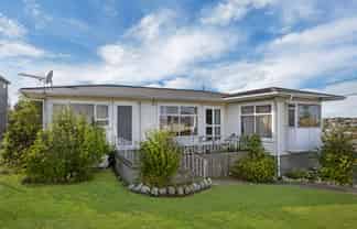 218 New Windsor Road, New Windsor