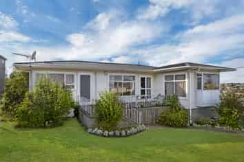 218 New Windsor Road, New Windsor