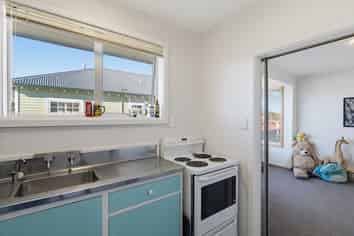 2/267 Tancred Street, Ashburton