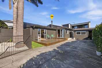 18B Levers Road, Matua
