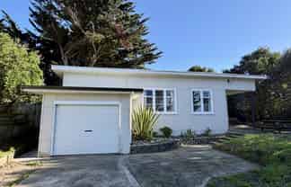 22 Hunia Terrace, Himatangi Beach