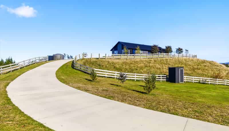 31 Otutira Drive, Kinloch