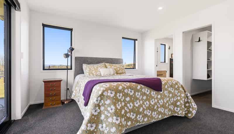 31 Otutira Drive, Kinloch
