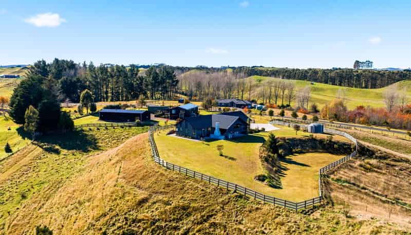 31 Otutira Drive, Kinloch