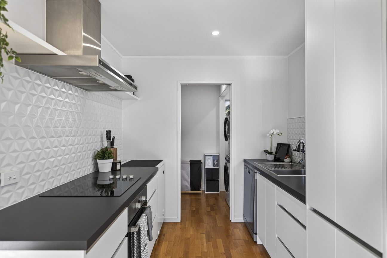 Remodelled, Renovated & Ready - Widok 2